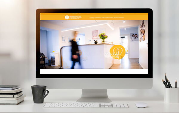 Bild zeigt die Website des Geburtshaus Landshut auf einem MAC Ausgegeben