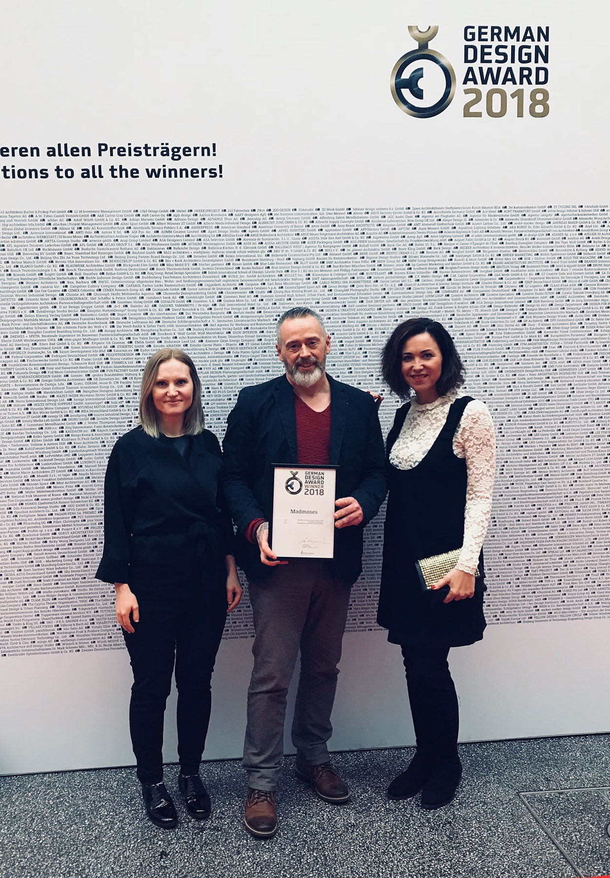 Bild von Herr und Frau Moser, welche den German Desing Award 2018 Überreicht bekommen